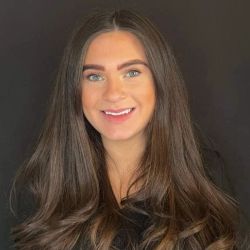 Tooth Doctor | Meet The Pain Free Team Lauren